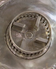 Detalhe do emulsificador de fundo de tanque